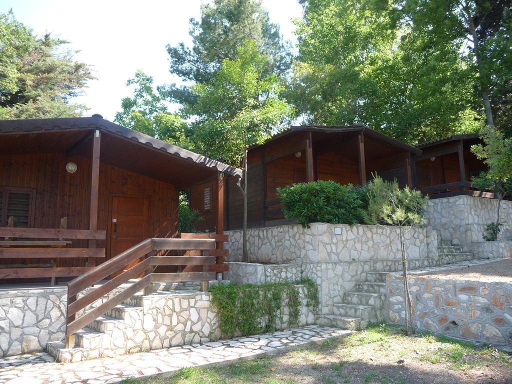 Camping Villaggio Internazionale San Menaio Εξωτερικό φωτογραφία
